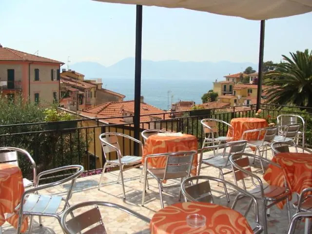 Albergo Delle Ondine Tellaro Hotell